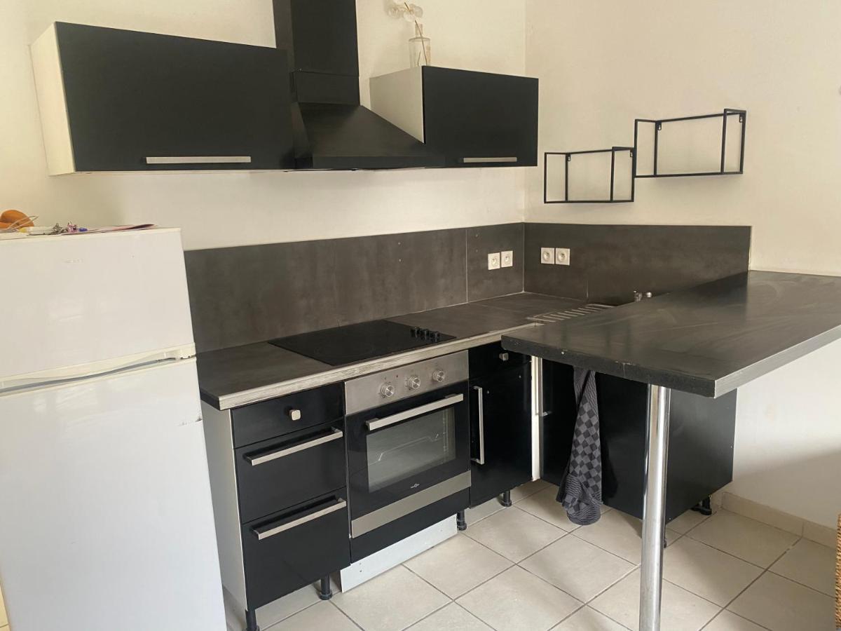 Apartment Rez De Jardin Cote Mer Frejus